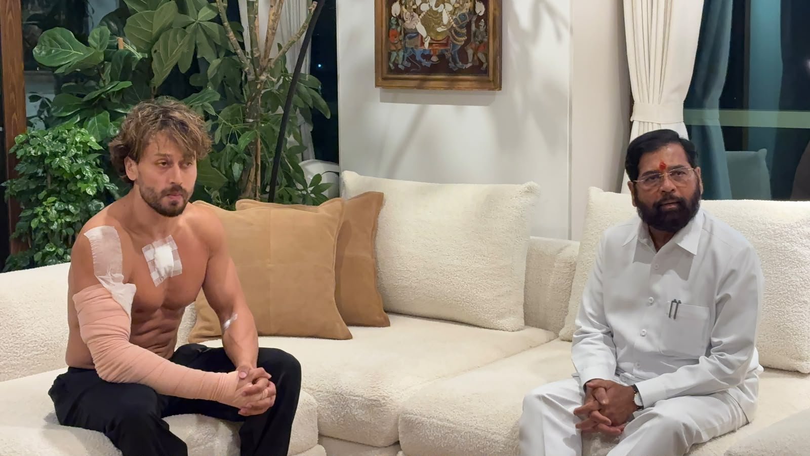 Tiger Shroff Escapes Gunfire in Mumbai as Driver Is Shot; Police Hunt Three Attackers